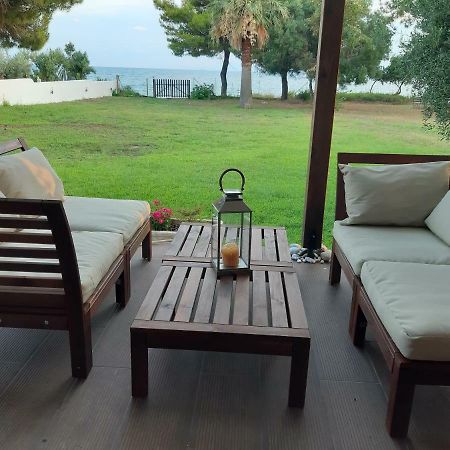 Seafront Villa Joan Неа-Скіоні Екстер'єр фото
